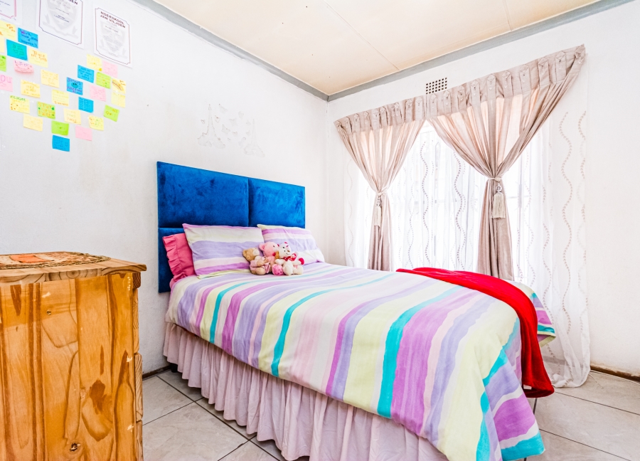 3 Bedroom Property for Sale in Mohlakeng Gauteng