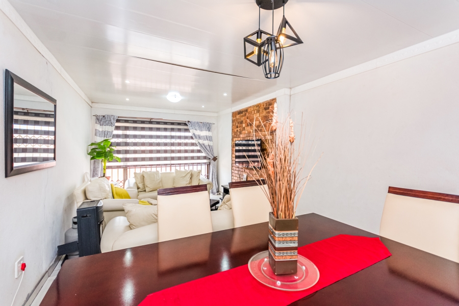 3 Bedroom Property for Sale in Mohlakeng Gauteng