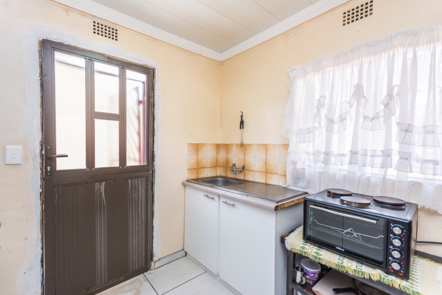 3 Bedroom Property for Sale in Mohlakeng Gauteng