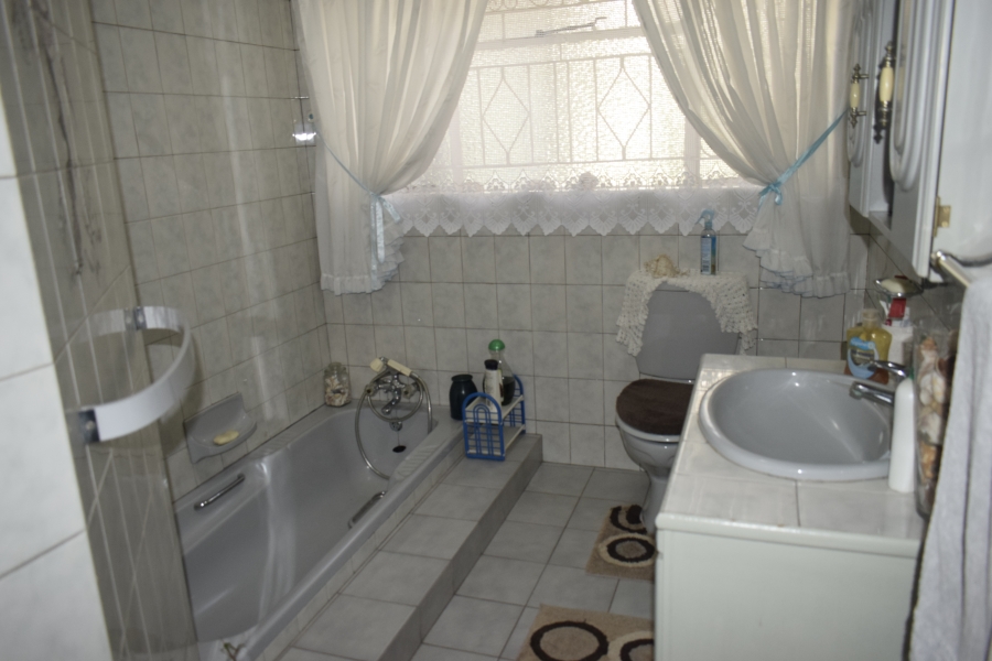 3 Bedroom Property for Sale in Lambton Gauteng