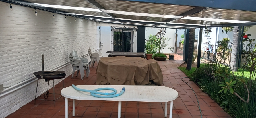 8 Bedroom Property for Sale in Lambton Gauteng