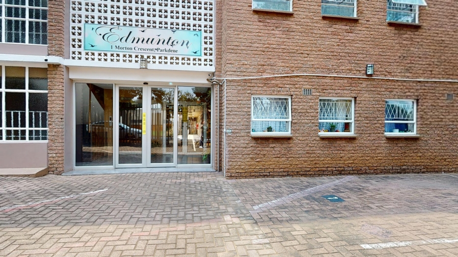 2 Bedroom Property for Sale in Parkdene Gauteng