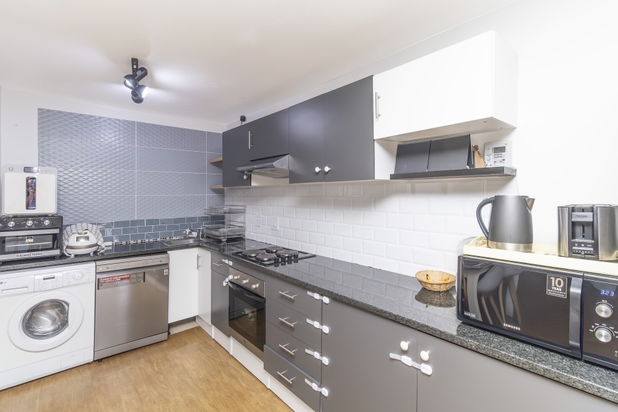 3 Bedroom Property for Sale in Magaliessig Gauteng