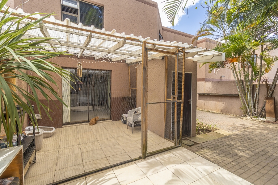 3 Bedroom Property for Sale in Magaliessig Gauteng