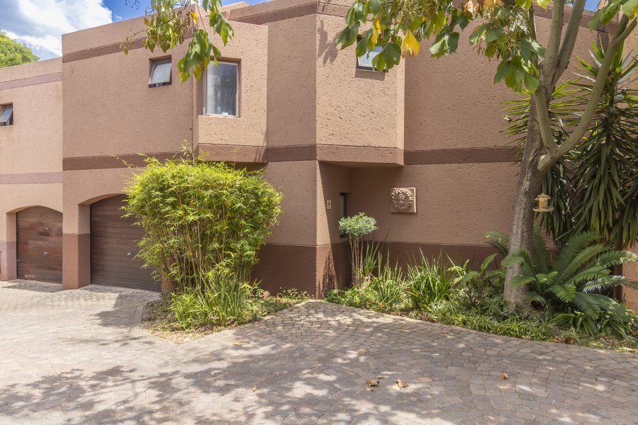 3 Bedroom Property for Sale in Magaliessig Gauteng