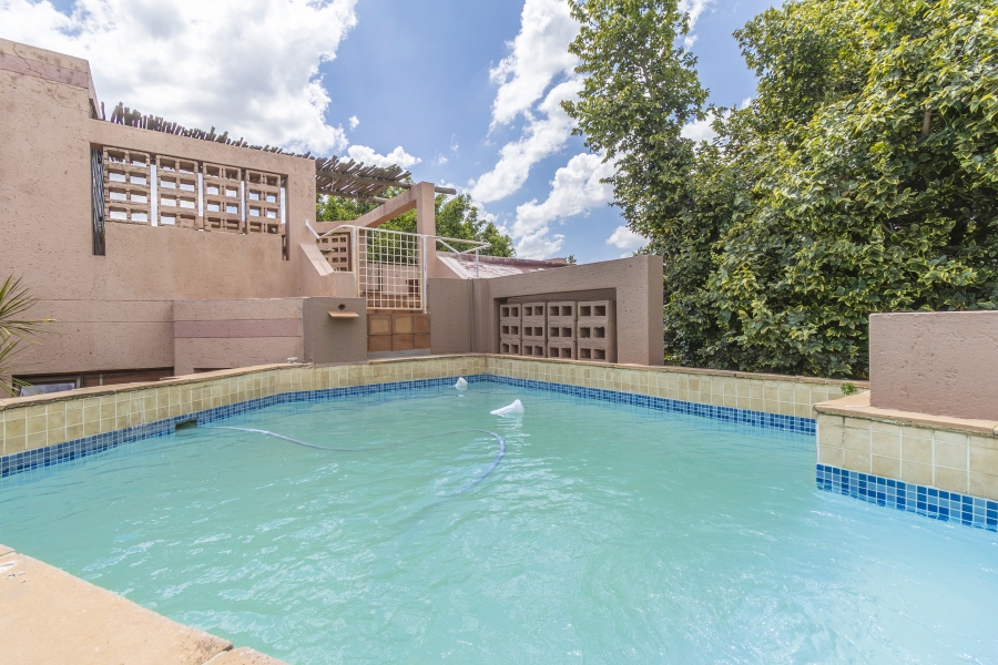 3 Bedroom Property for Sale in Magaliessig Gauteng