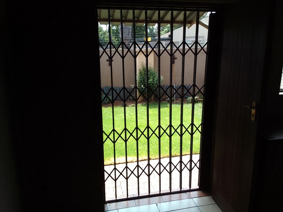 2 Bedroom Property for Sale in Vanderbijlpark SE 4 Gauteng