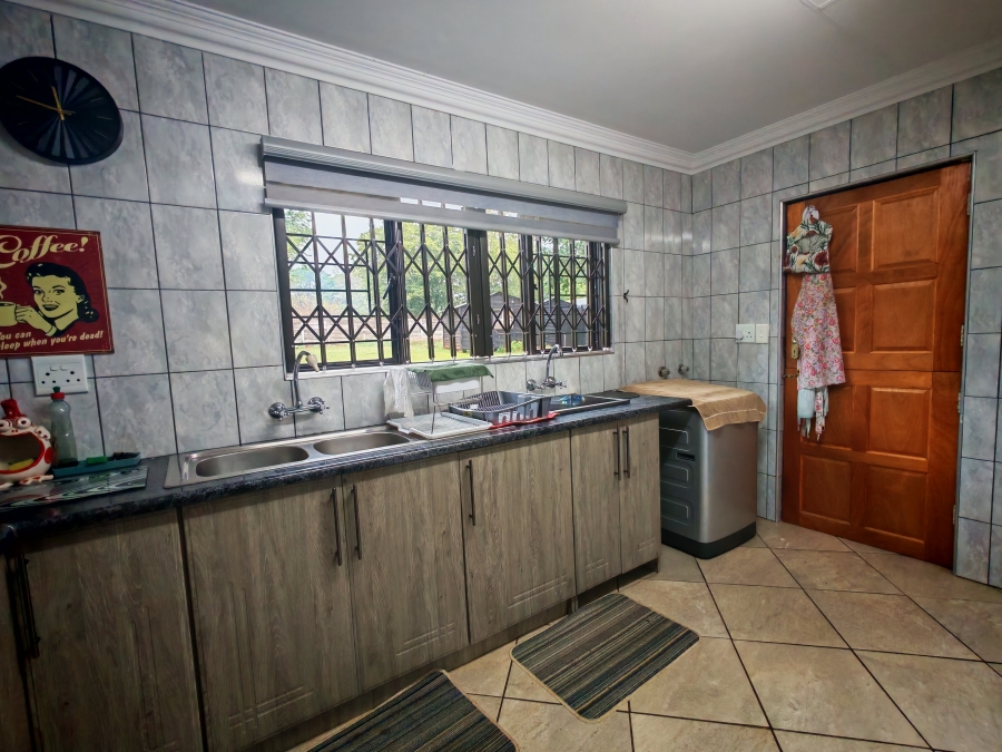 11 Bedroom Property for Sale in Patryshoek A H Gauteng