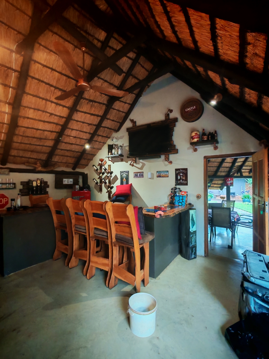 11 Bedroom Property for Sale in Patryshoek A H Gauteng