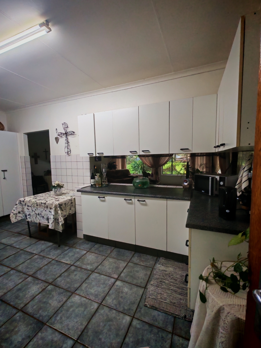 11 Bedroom Property for Sale in Patryshoek A H Gauteng