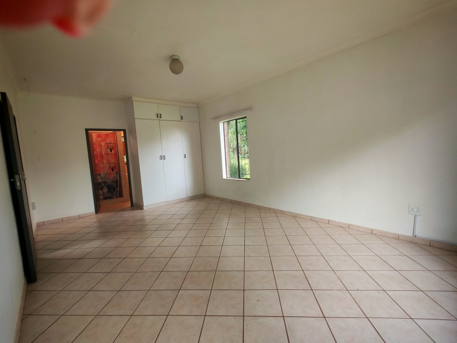 11 Bedroom Property for Sale in Patryshoek A H Gauteng