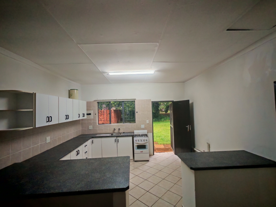 11 Bedroom Property for Sale in Patryshoek A H Gauteng