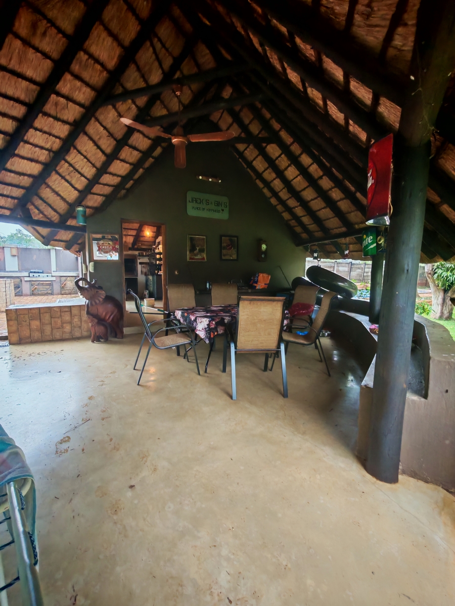 11 Bedroom Property for Sale in Patryshoek A H Gauteng