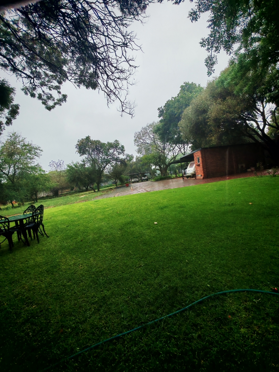 11 Bedroom Property for Sale in Patryshoek A H Gauteng