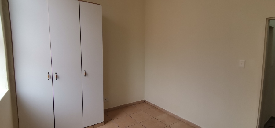 1 Bedroom Property for Sale in Three Rivers Gauteng