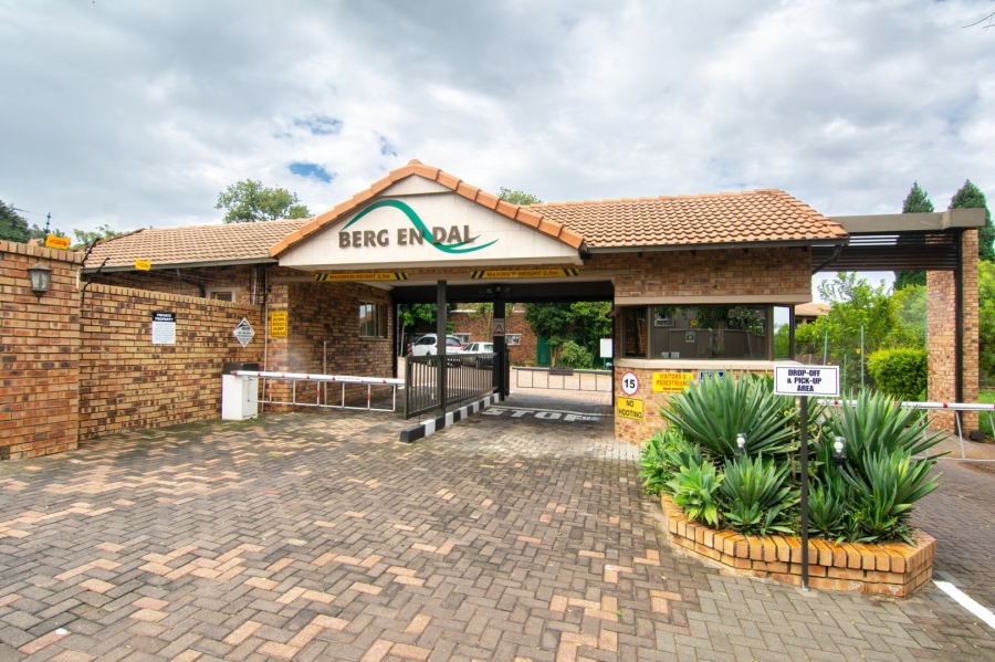 2 Bedroom Property for Sale in Northcliff Gauteng