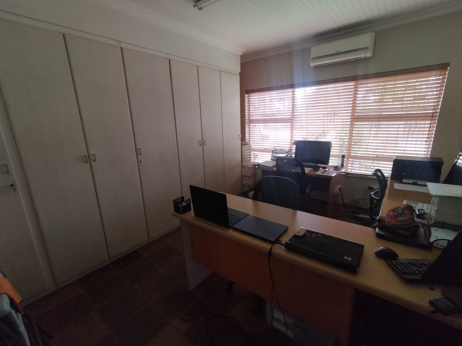 4 Bedroom Property for Sale in Pretoria North Gauteng