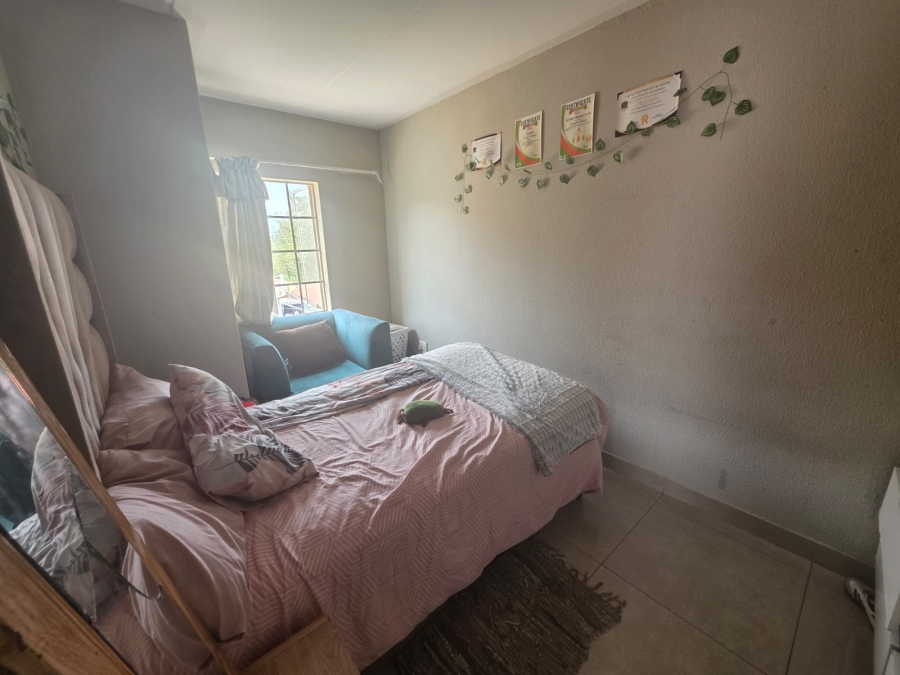 To Let 3 Bedroom Property for Rent in Castleview Gauteng