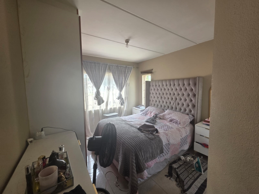 To Let 3 Bedroom Property for Rent in Castleview Gauteng