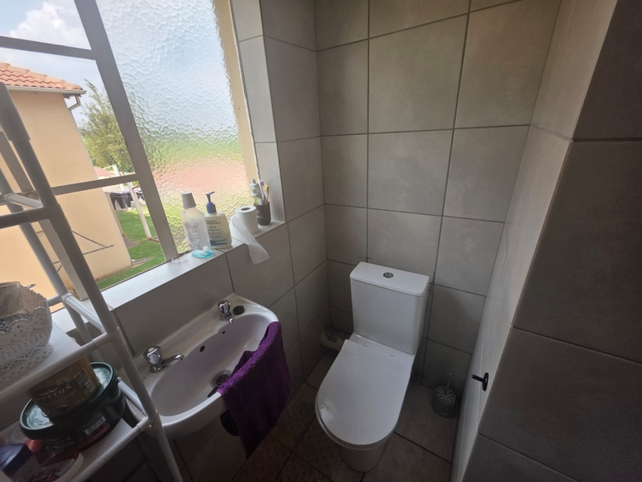 To Let 3 Bedroom Property for Rent in Castleview Gauteng