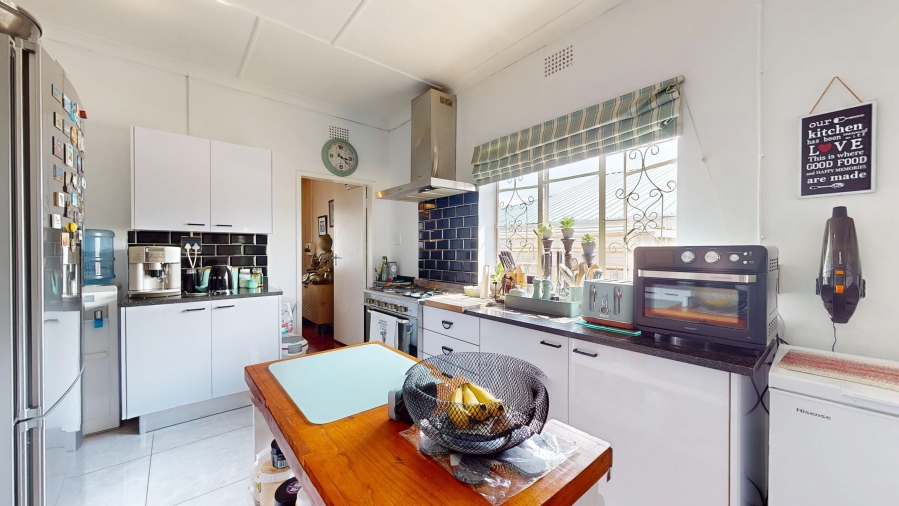 4 Bedroom Property for Sale in Sunnyridge Gauteng