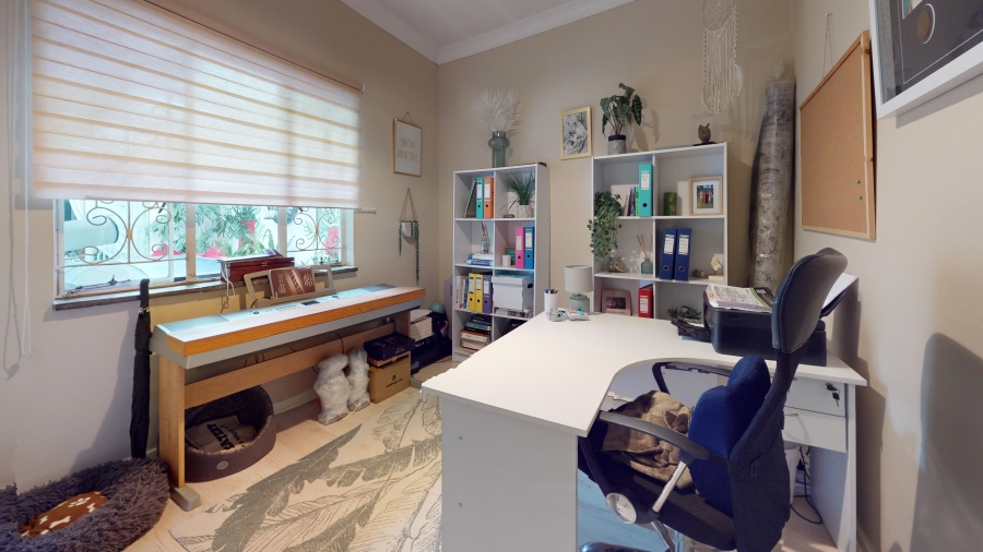 4 Bedroom Property for Sale in Sunnyridge Gauteng