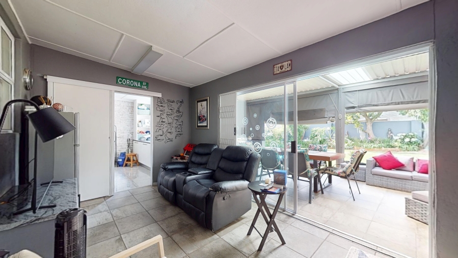 4 Bedroom Property for Sale in Sunnyridge Gauteng