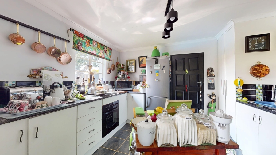 4 Bedroom Property for Sale in Sunnyridge Gauteng