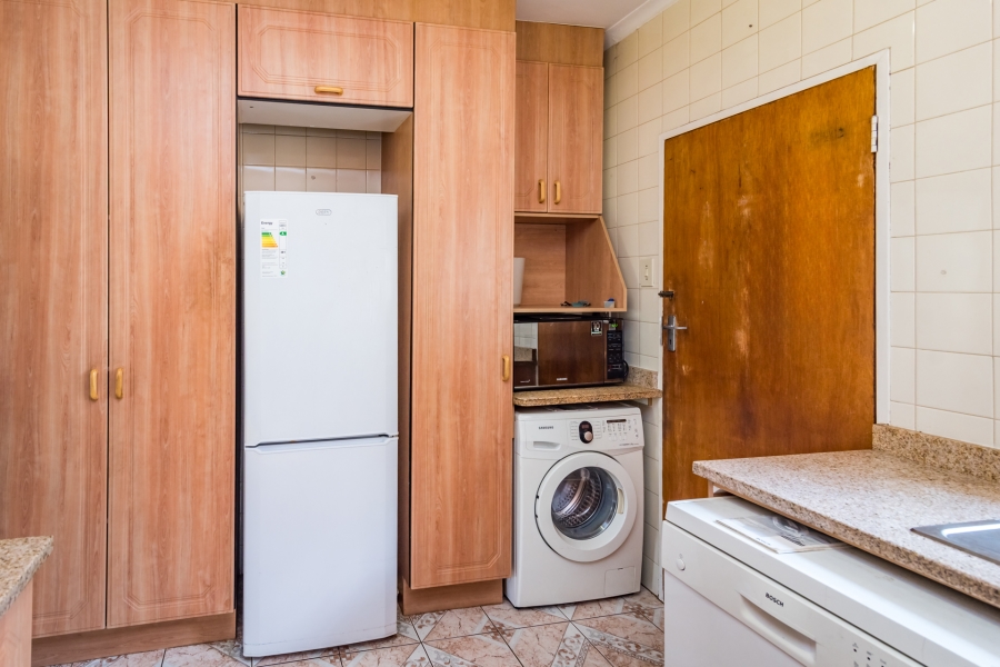 2 Bedroom Property for Sale in Helderkruin Gauteng