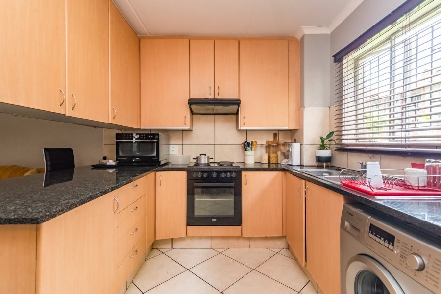 2 Bedroom Property for Sale in Florida Glen Gauteng