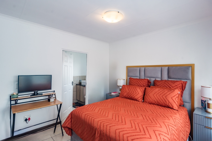 2 Bedroom Property for Sale in Ruimsig Gauteng