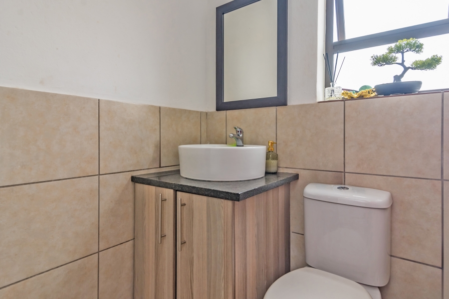 2 Bedroom Property for Sale in Ruimsig Gauteng