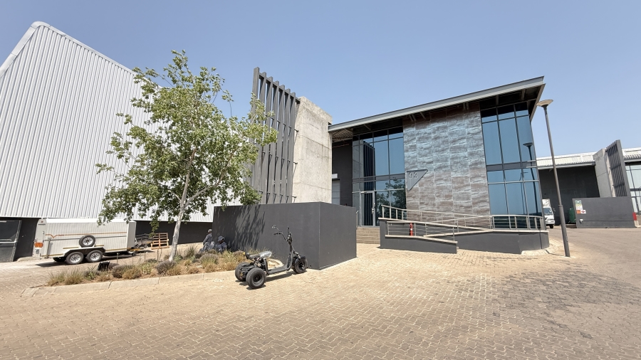 To Let commercial Property for Rent in Louwlardia Gauteng