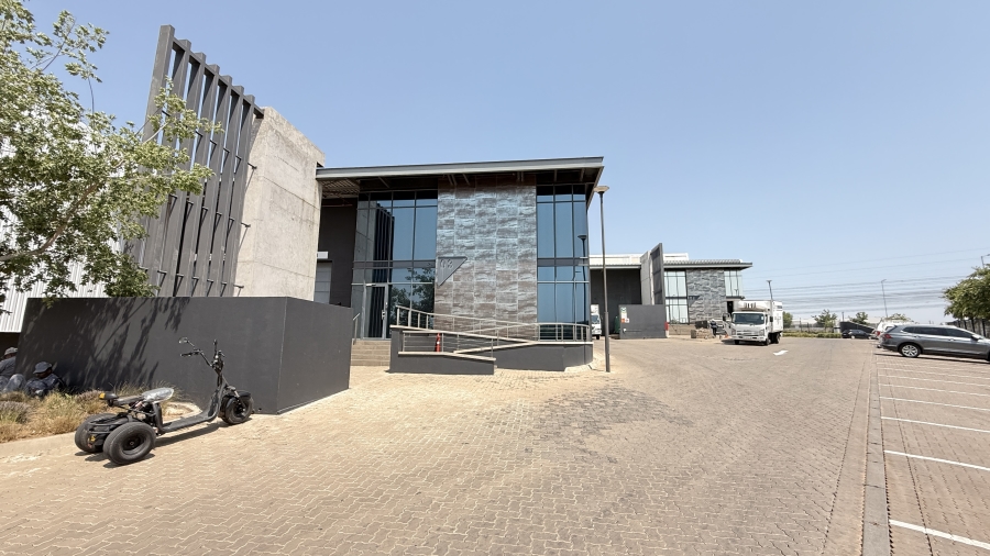 To Let commercial Property for Rent in Louwlardia Gauteng