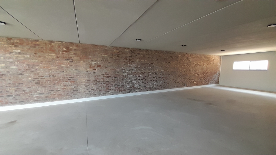 To Let commercial Property for Rent in Halfway House Gauteng