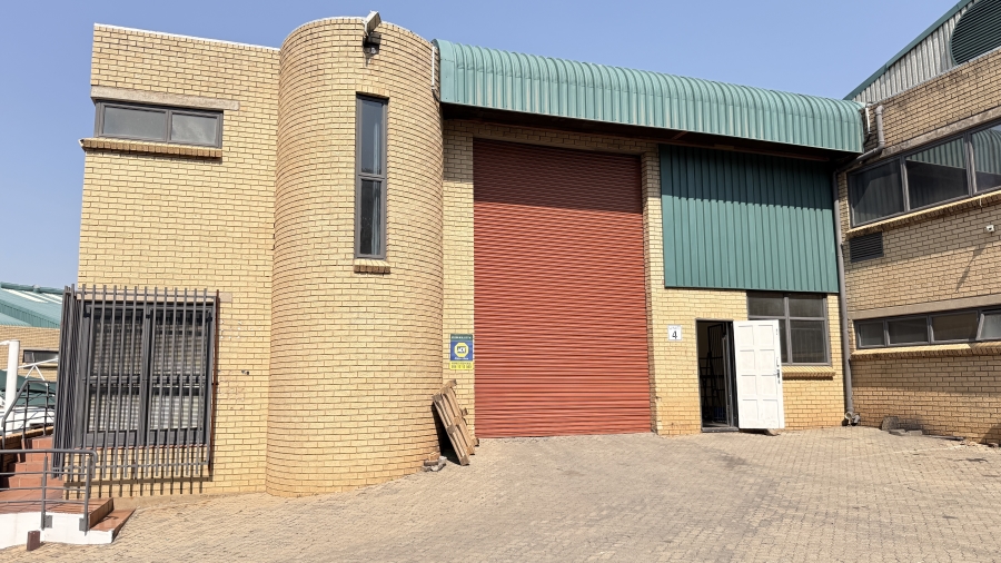 To Let commercial Property for Rent in Rooihuiskraal Gauteng