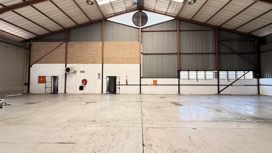 To Let commercial Property for Rent in Rooihuiskraal Gauteng