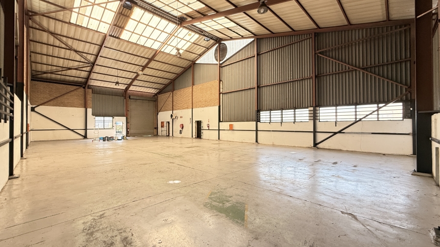 To Let commercial Property for Rent in Rooihuiskraal Gauteng