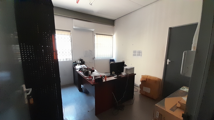 To Let commercial Property for Rent in Randjespark Gauteng