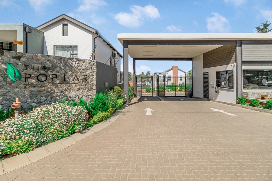 3 Bedroom Property for Sale in Broadacres Gauteng