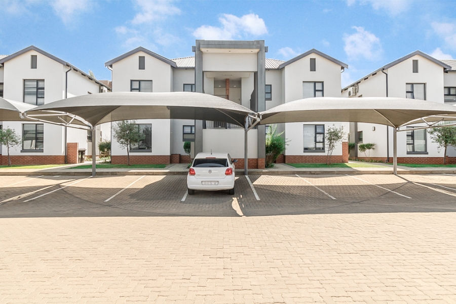 3 Bedroom Property for Sale in Broadacres Gauteng