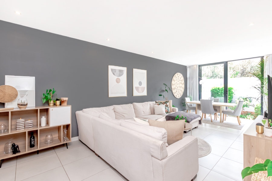 3 Bedroom Property for Sale in Broadacres Gauteng