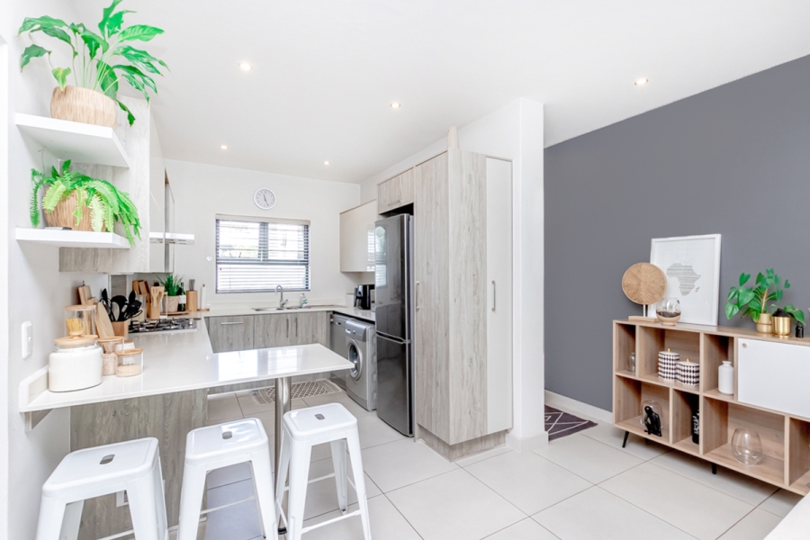 3 Bedroom Property for Sale in Broadacres Gauteng