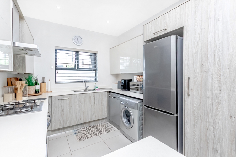 3 Bedroom Property for Sale in Broadacres Gauteng