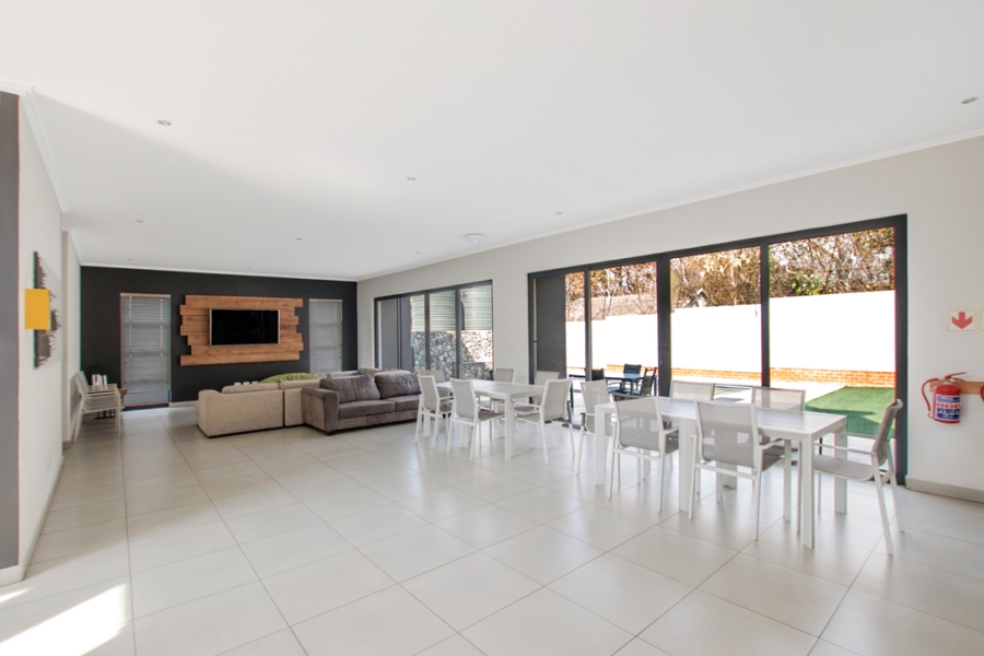 3 Bedroom Property for Sale in Broadacres Gauteng