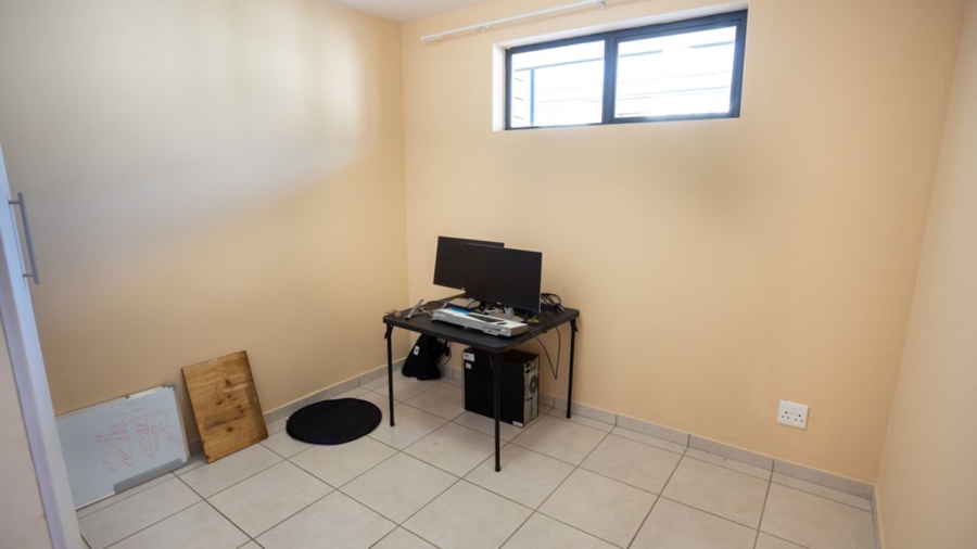 2 Bedroom Property for Sale in Brentwood Gauteng
