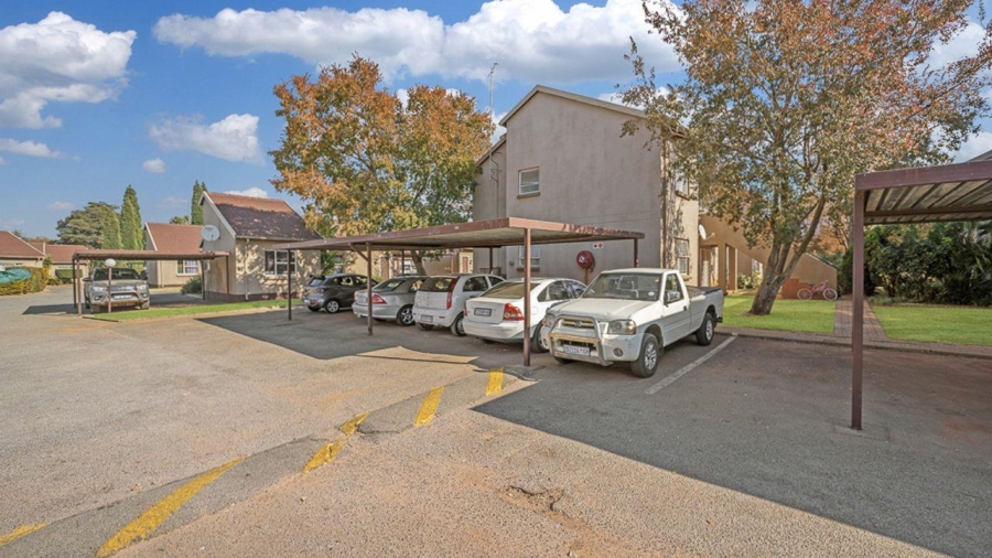 2 Bedroom Property for Sale in Pomona Gauteng