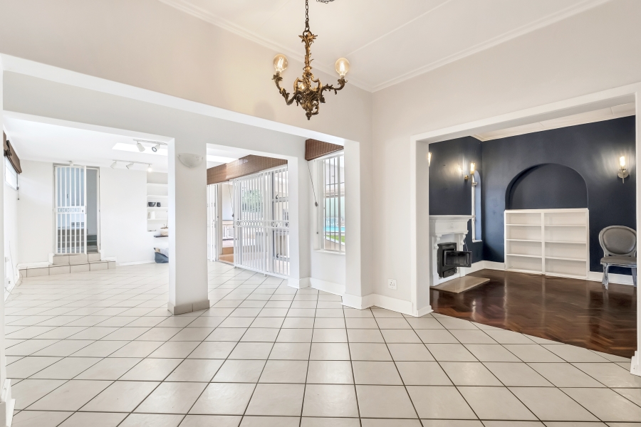 4 Bedroom Property for Sale in Greenside Gauteng