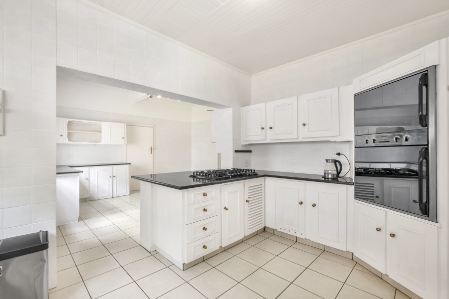 4 Bedroom Property for Sale in Greenside Gauteng