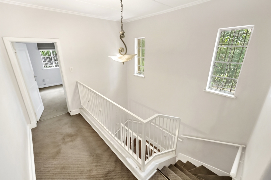 4 Bedroom Property for Sale in Greenside Gauteng